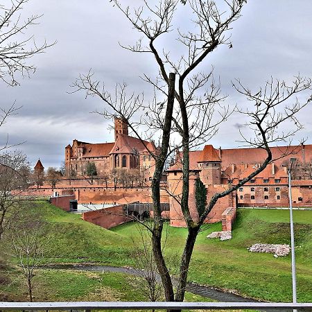 Przy Zamku U Przewodnikow Lejlighed Malbork Eksteriør billede